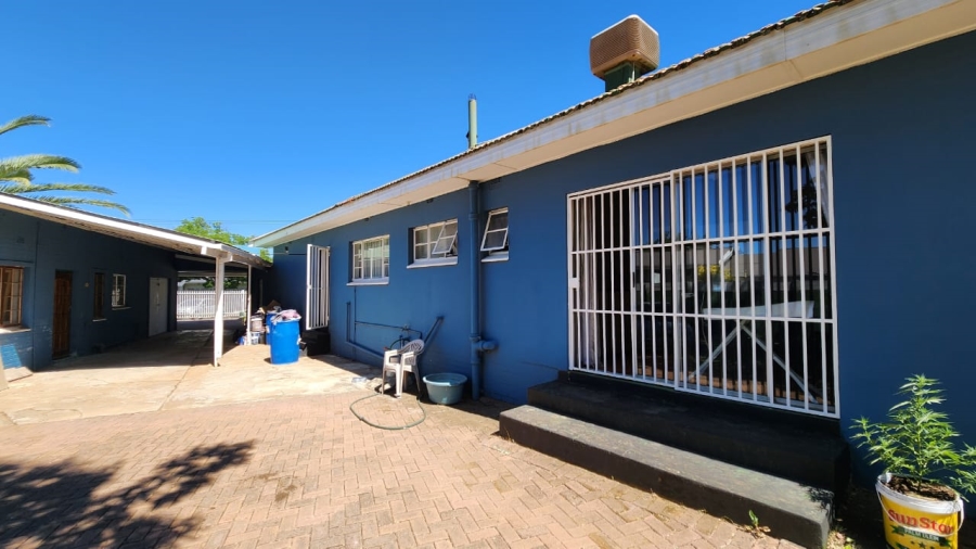 To Let 4 Bedroom Property for Rent in Dan Pienaar Free State